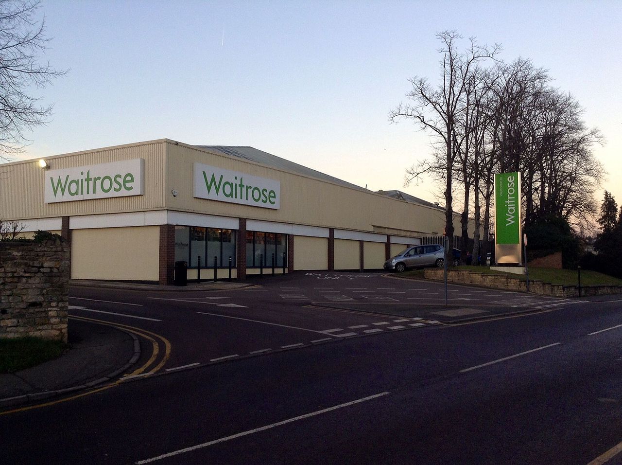 Waitrose / LondonMetric