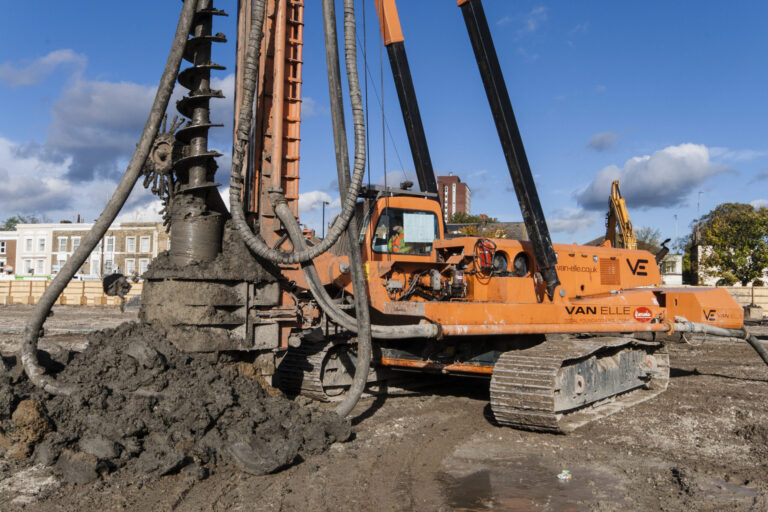 Van Elle Holdings plc