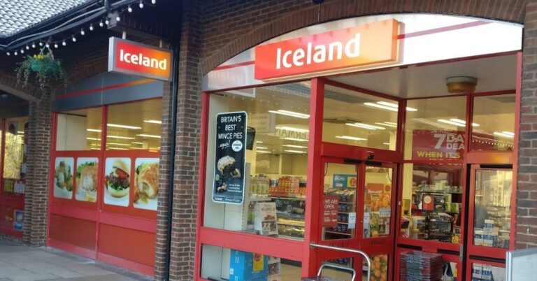 Iceland in Chineham